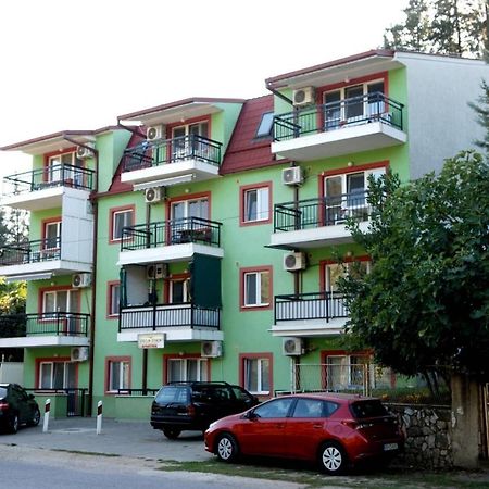 Apartments Villa Zora Dojran Eksteriør billede